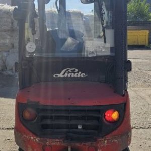 foto 1.6t/4.5m diesel clima Linde H16D forklift cabin